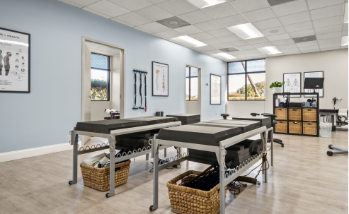 Ponte Vedra Spine Center chiropractic treatment table facilities.